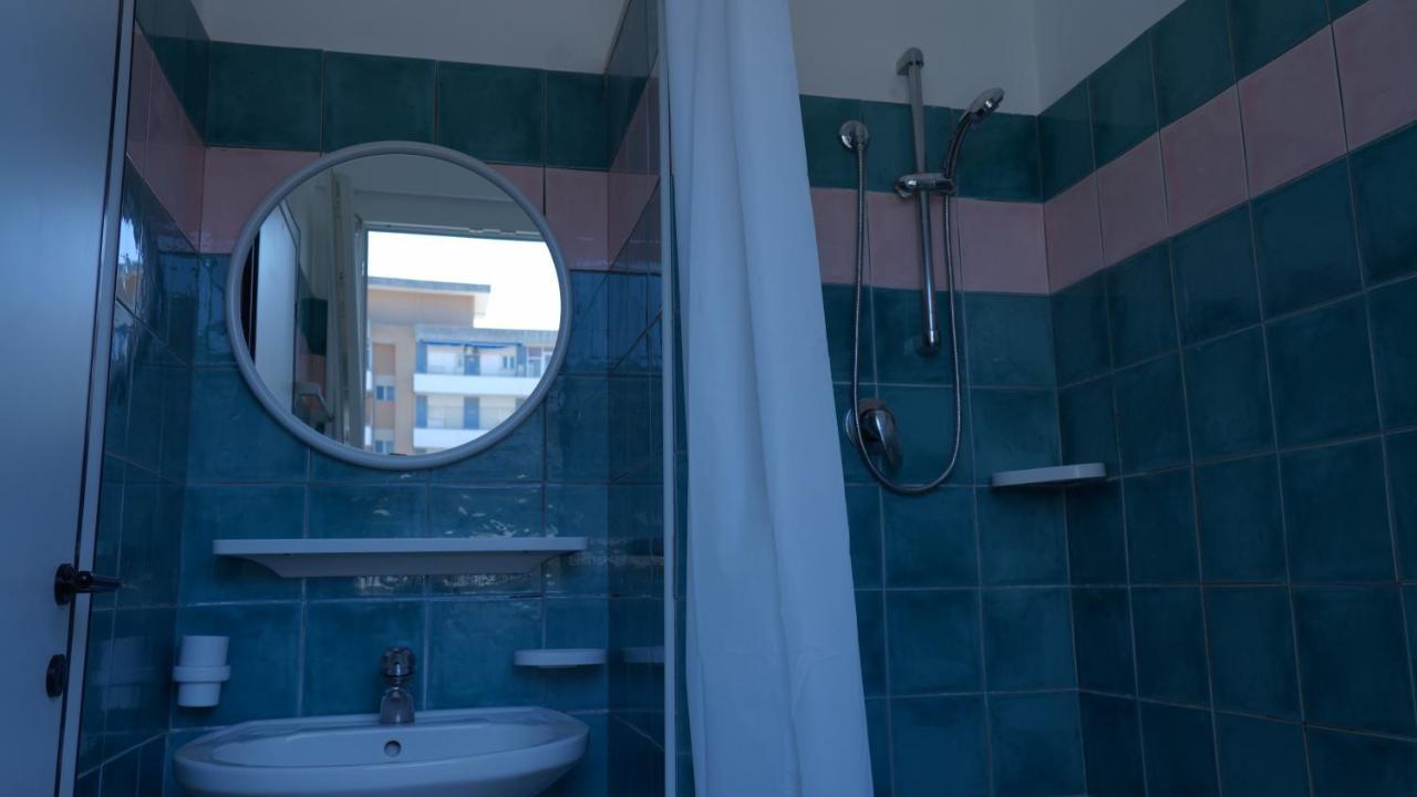 Lively Hotel Bellaria-Igea Marina Exteriör bild