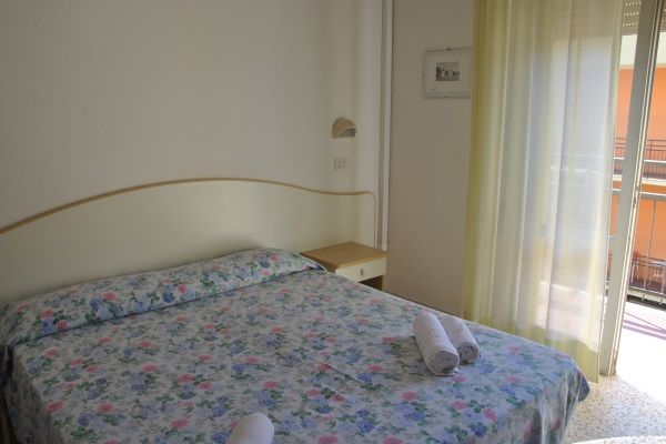 Lively Hotel Bellaria-Igea Marina Exteriör bild